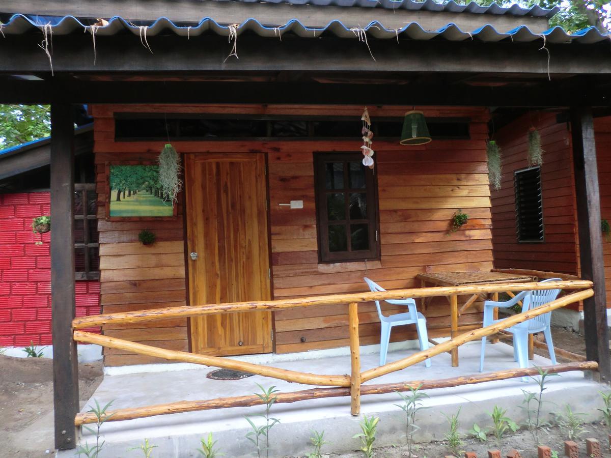 Hans Strand Bungalows เกาะลันตา ภายนอก รูปภาพ