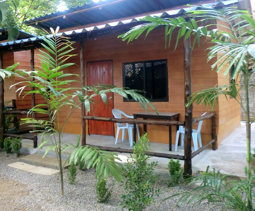 Hans Strand Bungalows เกาะลันตา ภายนอก รูปภาพ